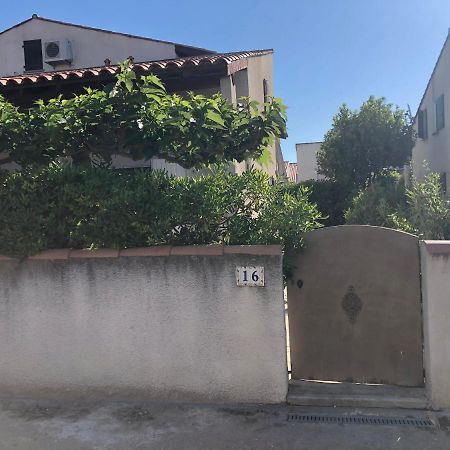 Residence Des Launes Сент-Мари-де-ла-Мер Экстерьер фото